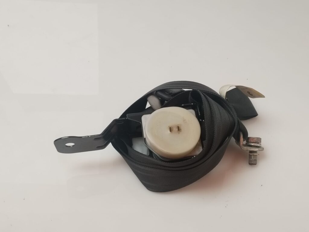 CINTURON SEGURIDAD DELANTERO IZQUIERDO 134928