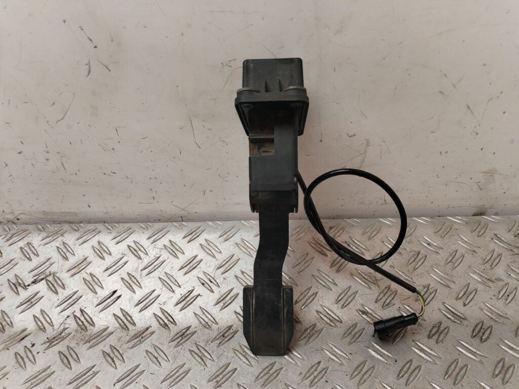 PEDAL ACELERADOR 129202