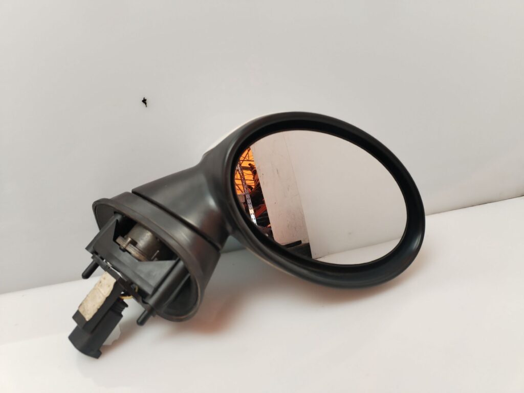 RETROVISOR DERECHO 134757