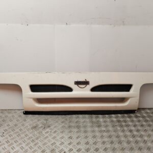 REJILLA DELANTERA 135337