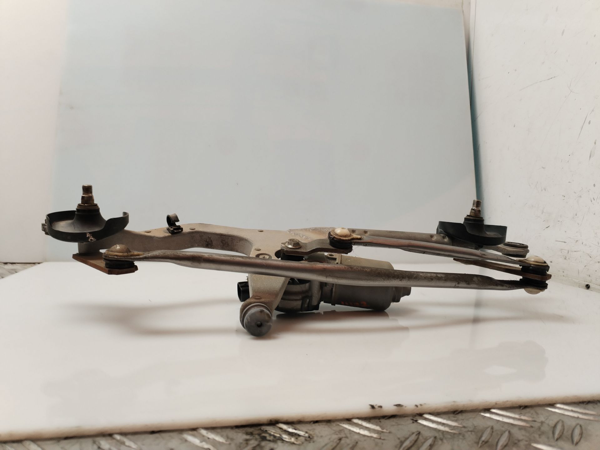 MOTOR LIMPIA DELANTERO 135041