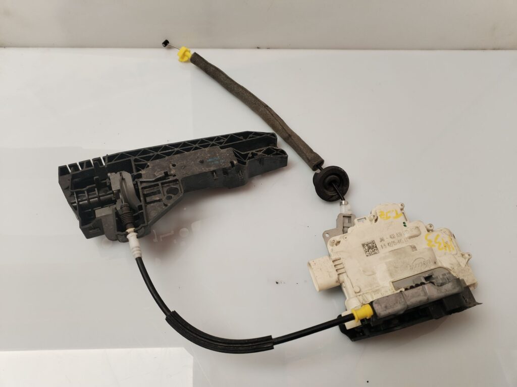 CERRADURA PUERTA TRASERA IZQUIERDA 135452