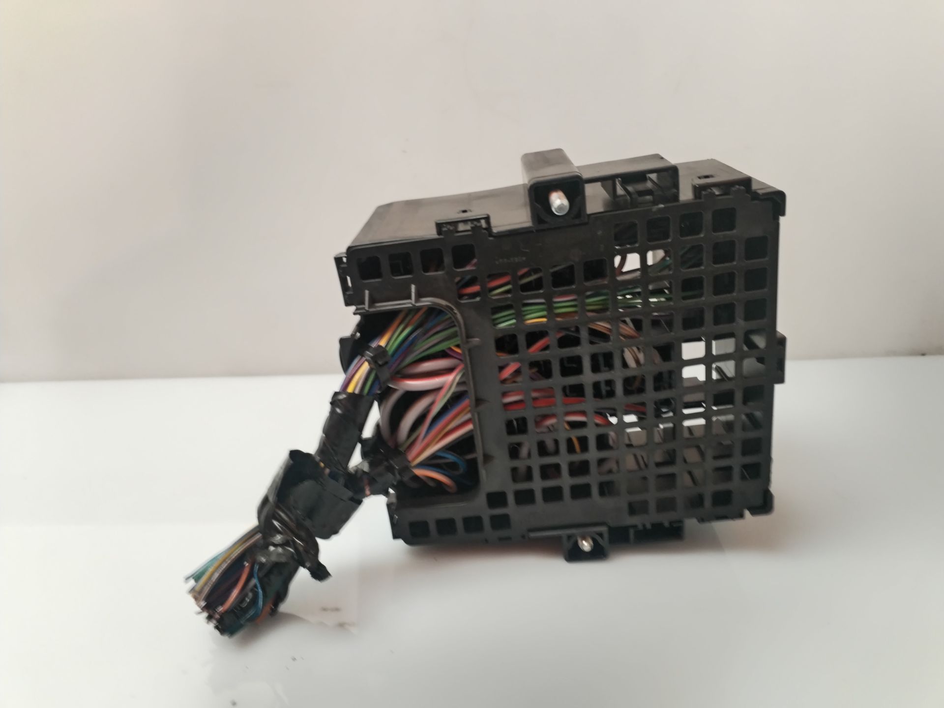 CAJA RELES / FUSIBLES 135267