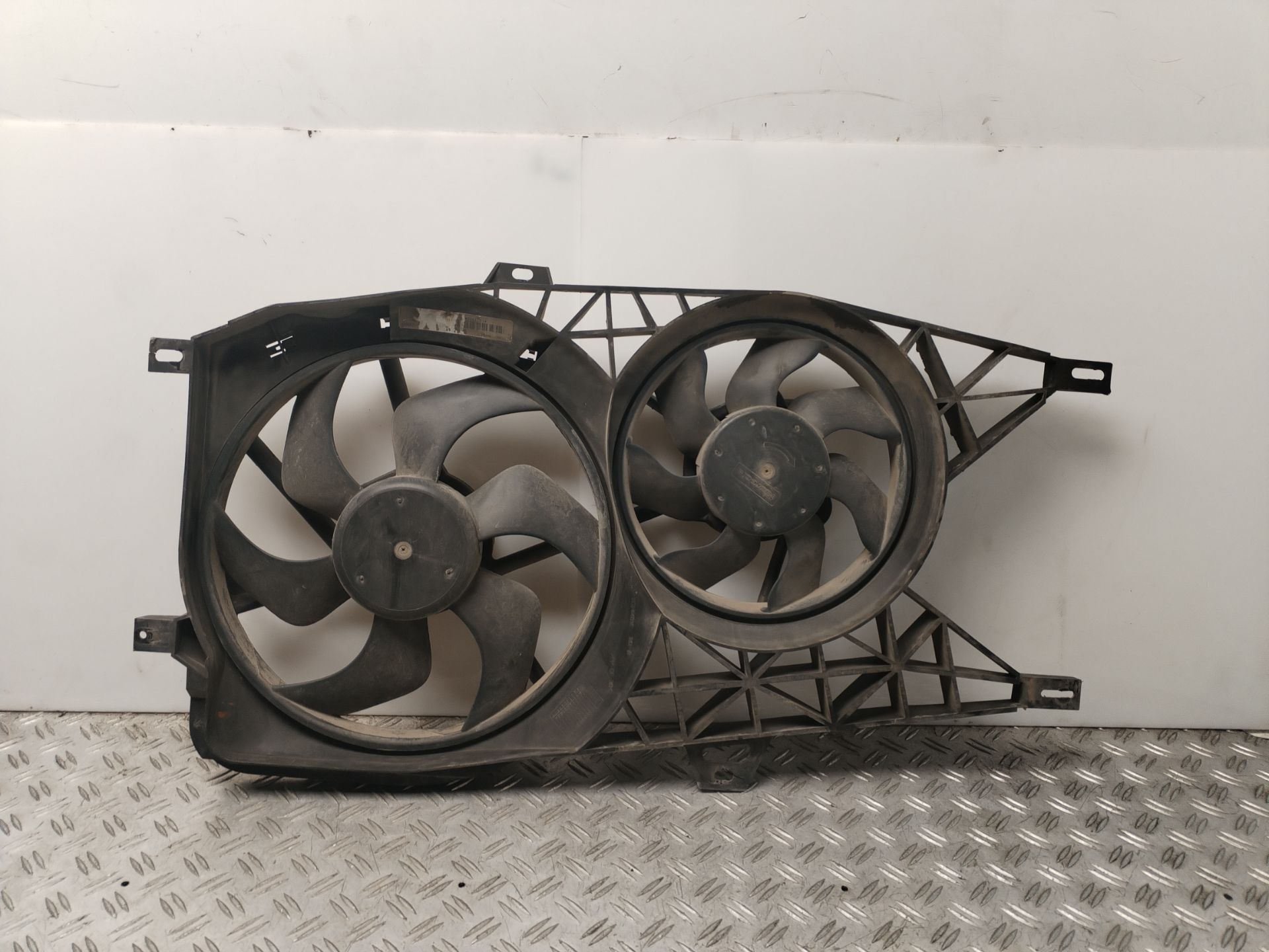 ELECTROVENTILADOR 135184