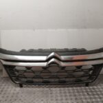 REJILLA DELANTERA 135740