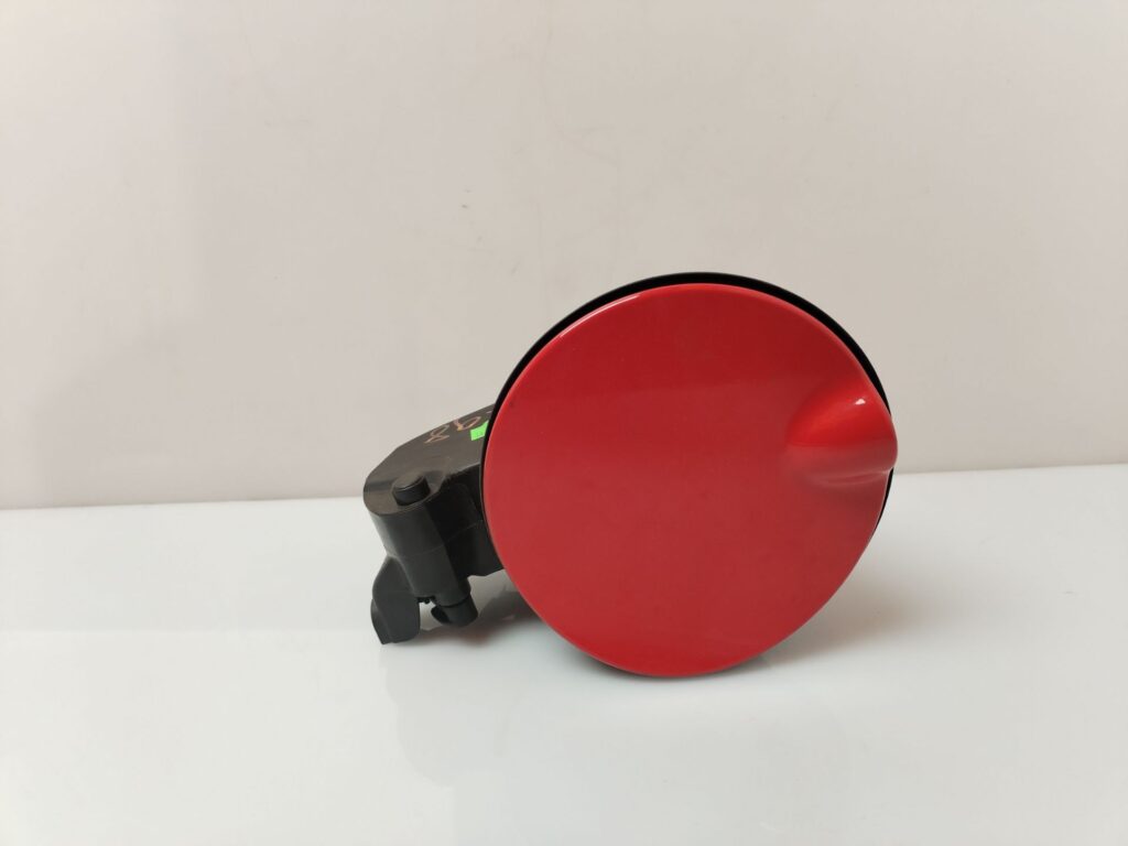 TAPA EXTERIOR COMBUSTIBLE 135367