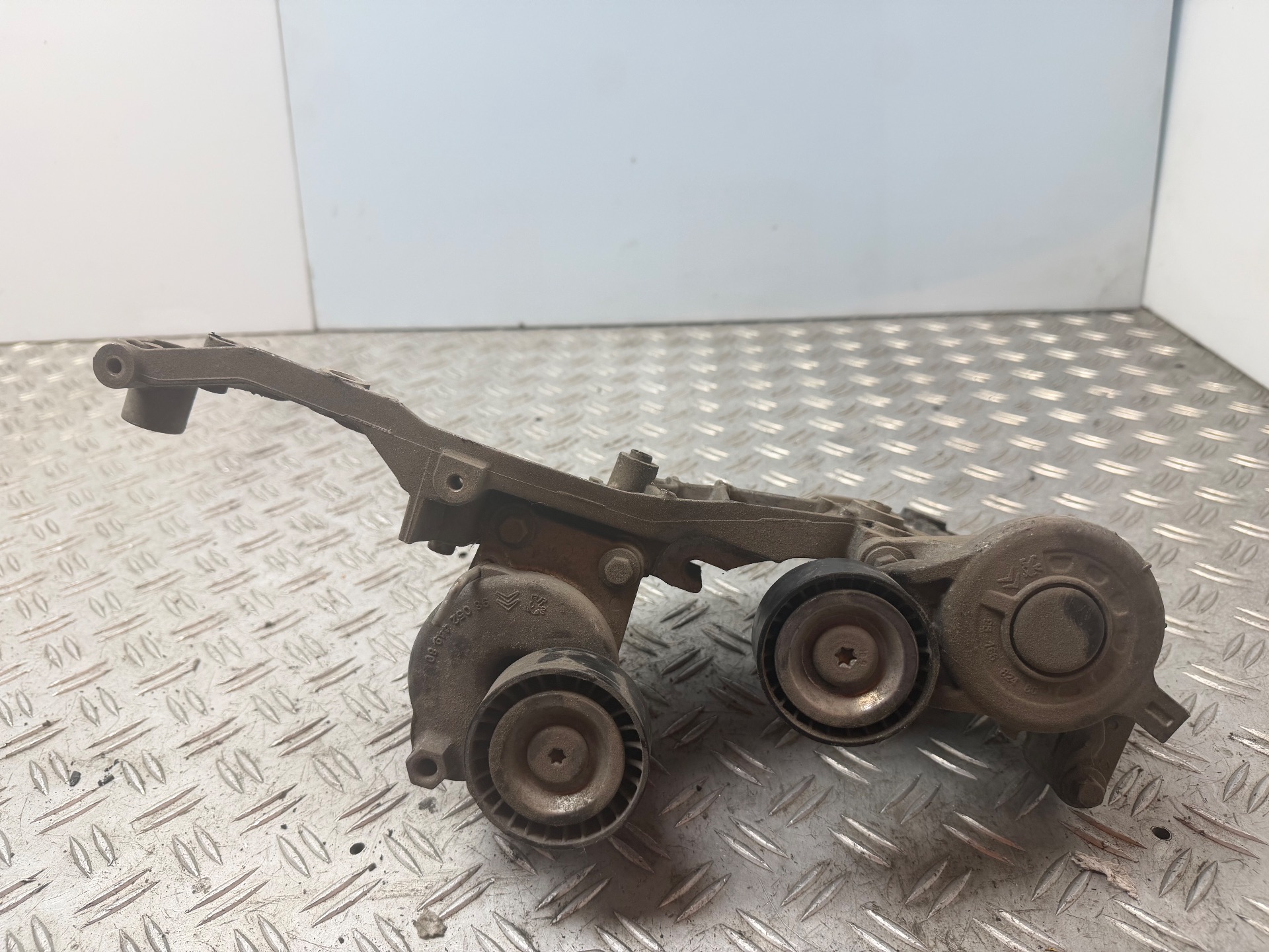 SOPORTE ALTERNADOR 134850