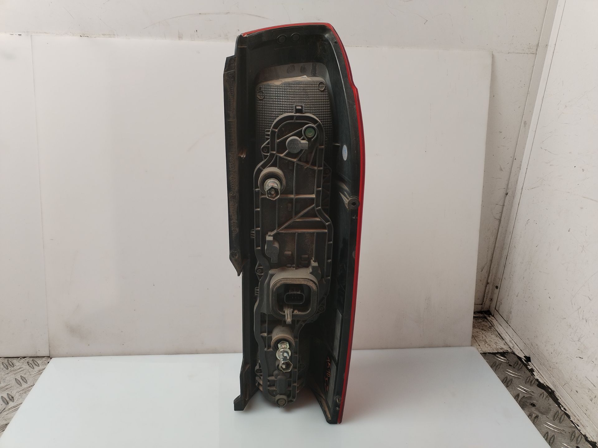 PILOTO TRASERO IZQUIERDO 135244