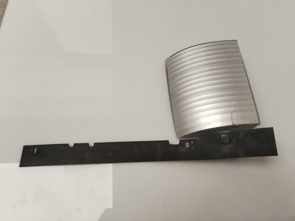 PILOTO DELANTERO IZQUIERDO 134702