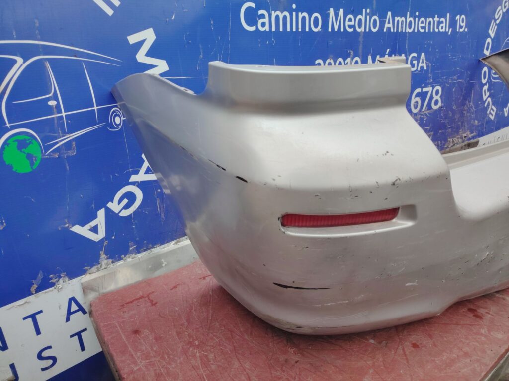 PARAGOLPES TRASERO 136367