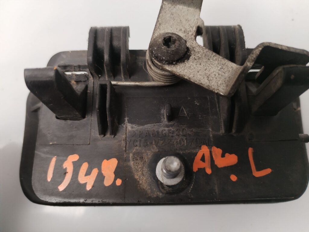 MANETA EXTERIOR DELANTERA IZQUIERDA 136317