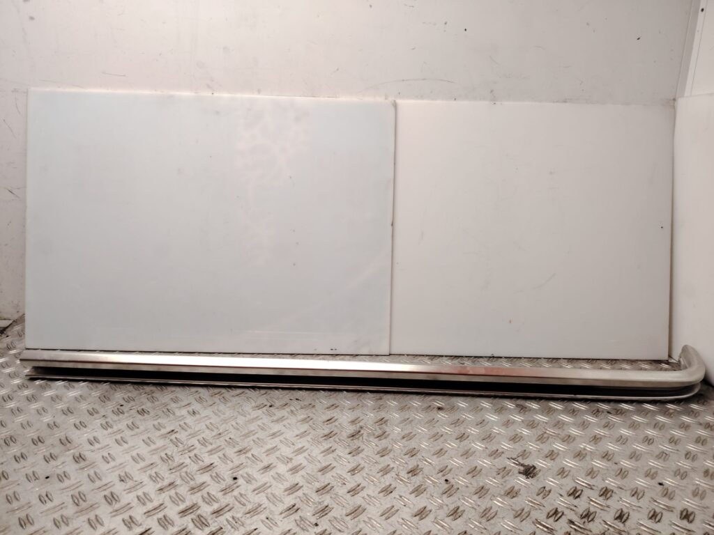 SOPORTE / GUIA PUERTA CORREDERA 136360