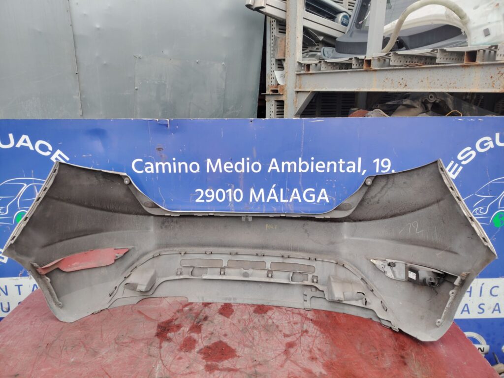 PARAGOLPES TRASERO 136364