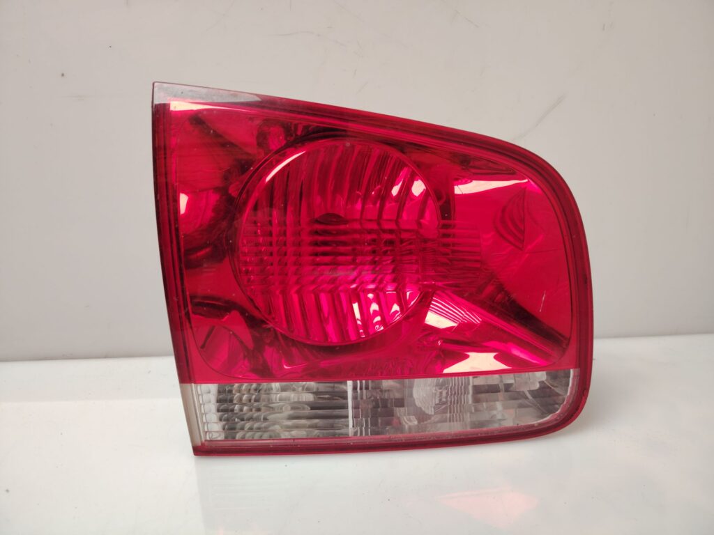 PILOTO TRASERO IZQUIERDO INTERIOR 136429