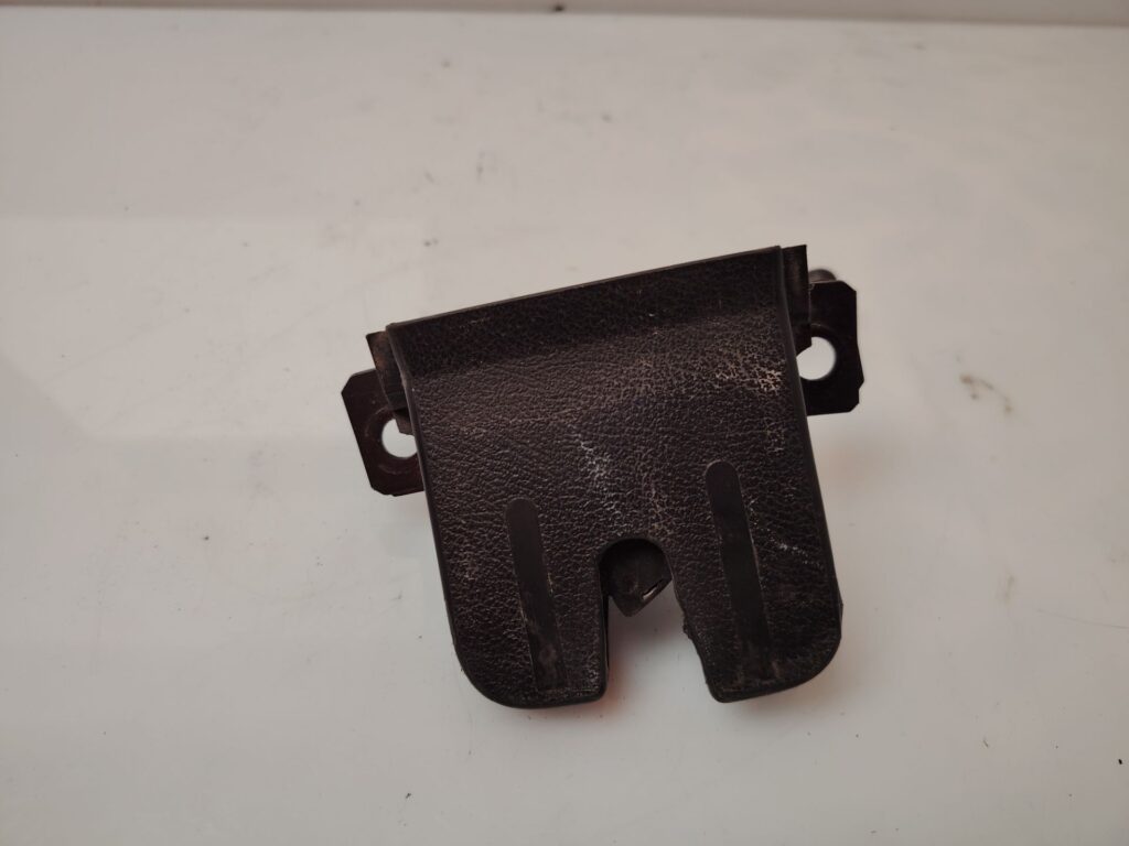 CERRADURA MALETERO / PORTON 136439