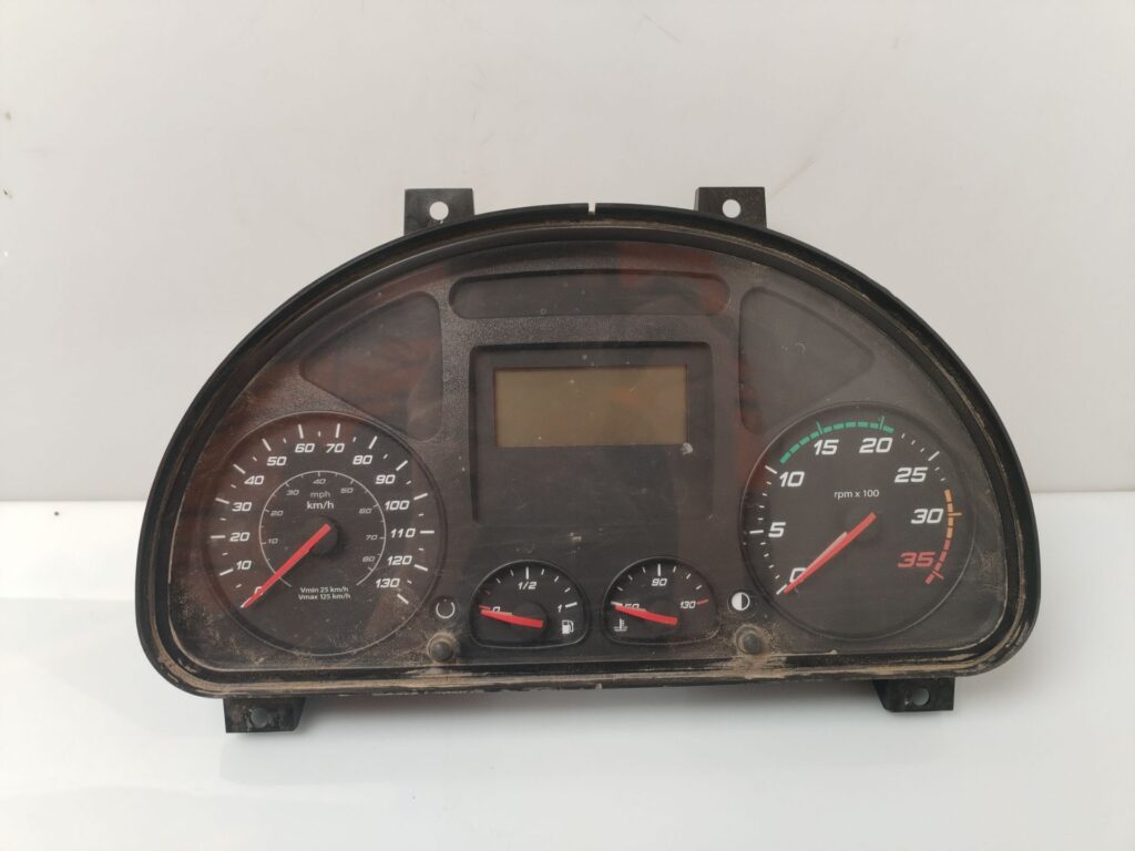 CUADRO INSTRUMENTOS 136096