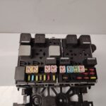 CAJA RELES / FUSIBLES 136571