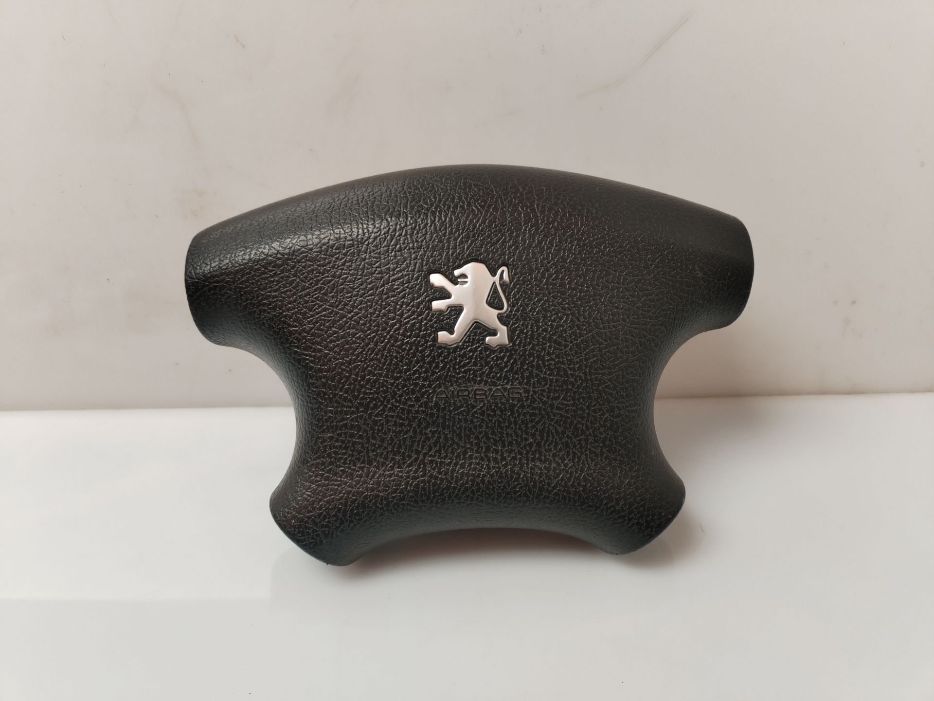 AIRBAG DELANTERO IZQUIERDO 135910