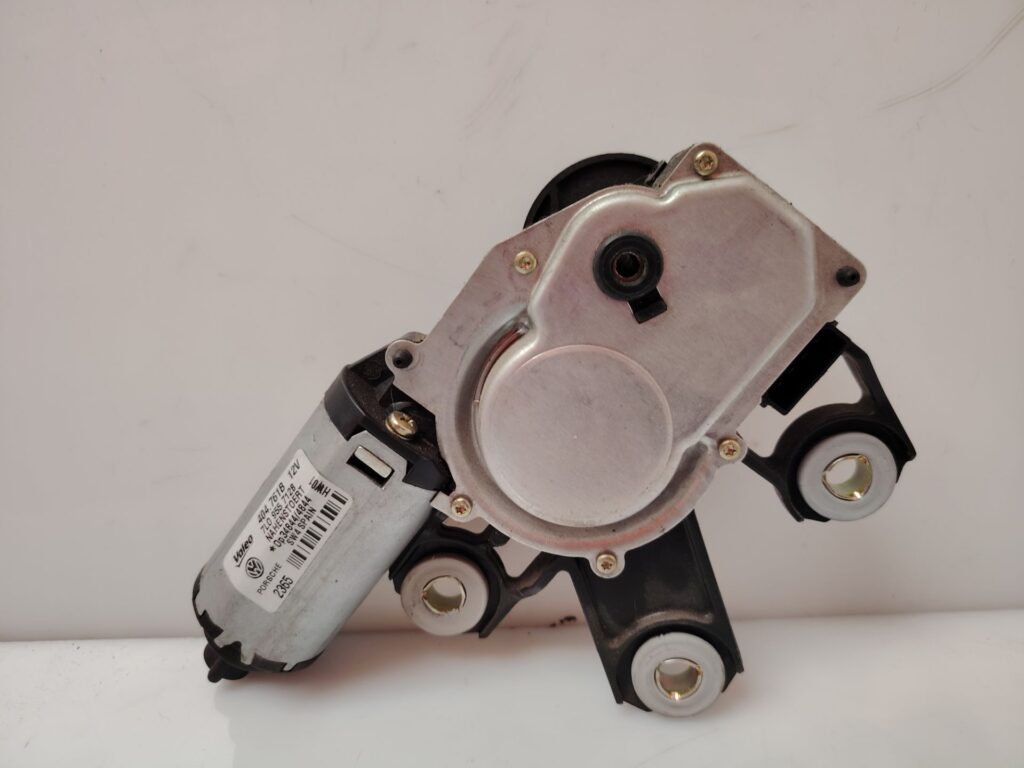 MOTOR LIMPIA TRASERO 136431