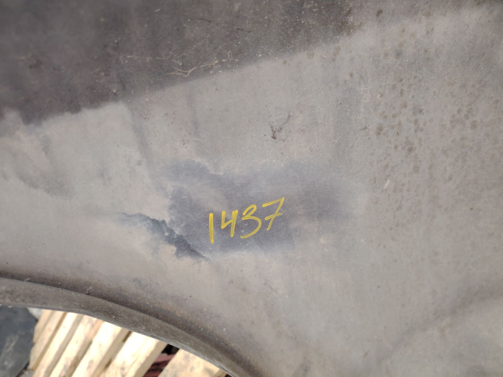 PARAGOLPES TRASERO 136367