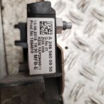 CAJA RELES / FUSIBLES 135987