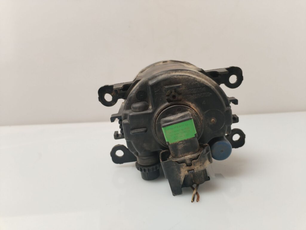 FARO ANTINIEBLA DERECHO 135377