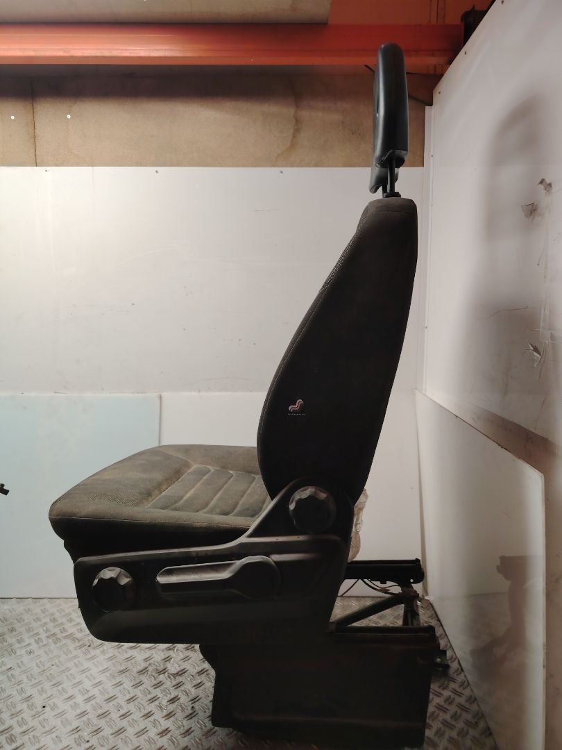 ASIENTO DELANTERO IZQUIERDO 136338