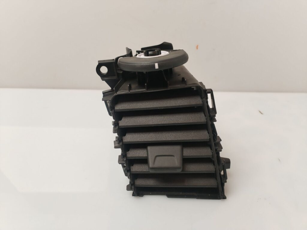 REJILLA AIREADORA 136138