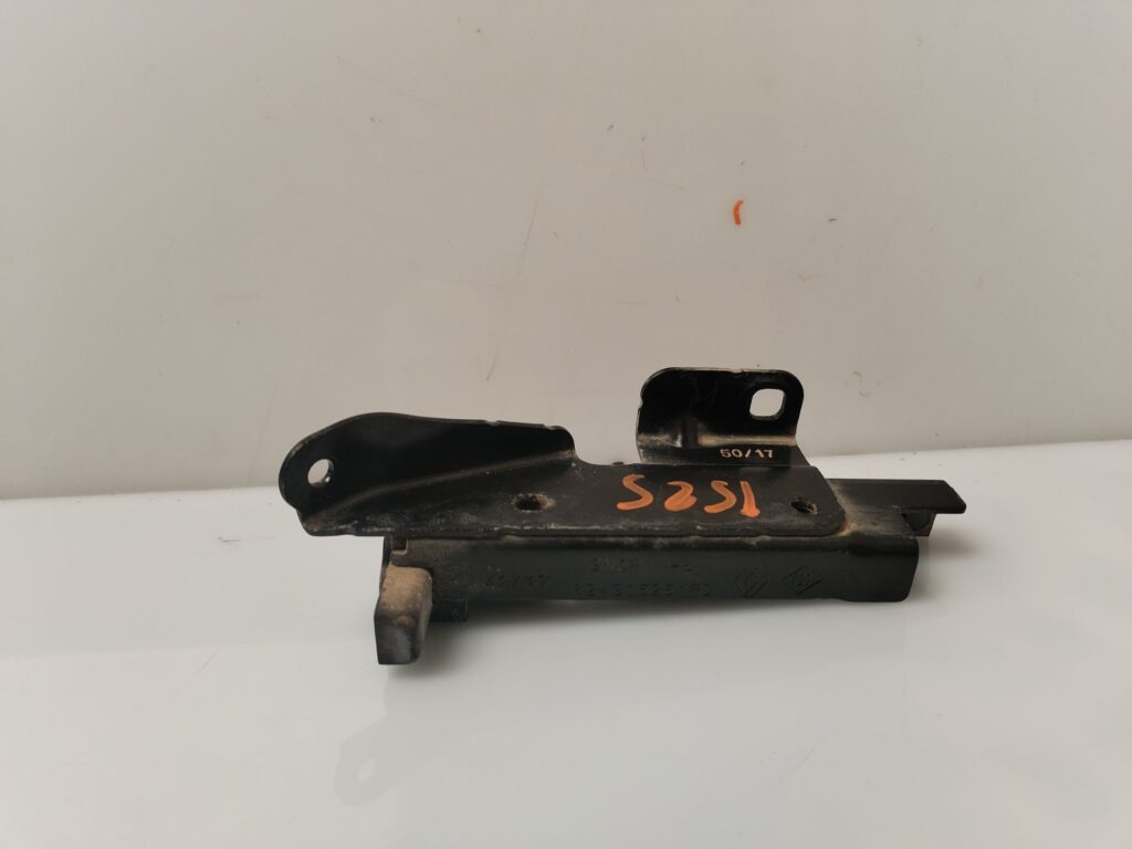 SOPORTE / GUIA PUERTA CORREDERA 136152