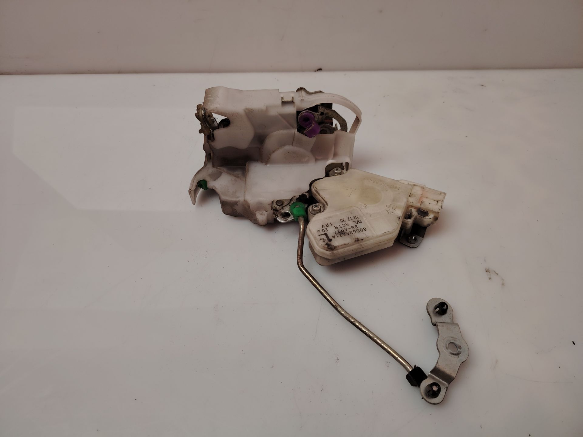 CERRADURA PUERTA DELANTERA IZQUIERDA 136438