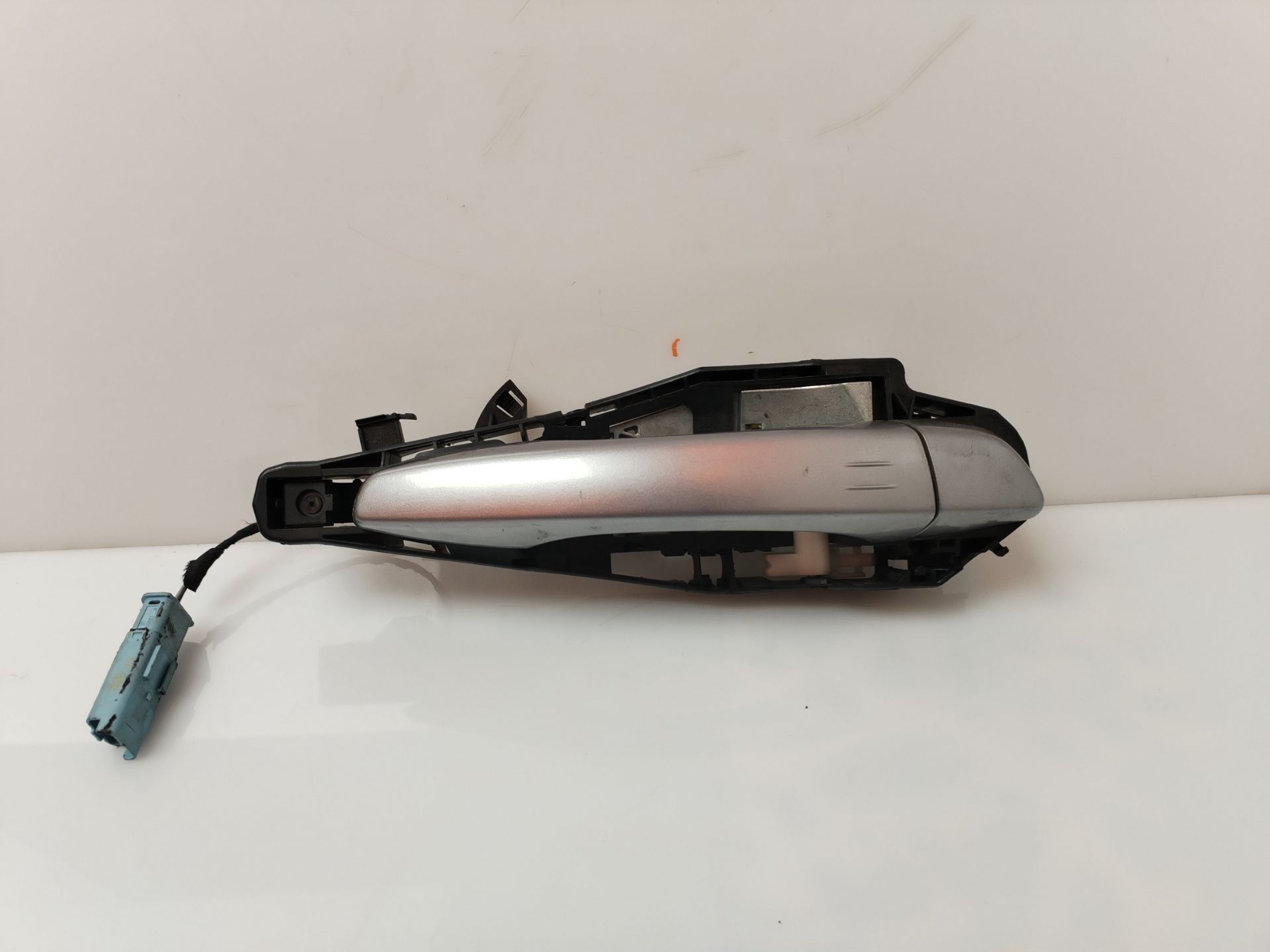 MANETA EXTERIOR DELANTERA DERECHA 136126