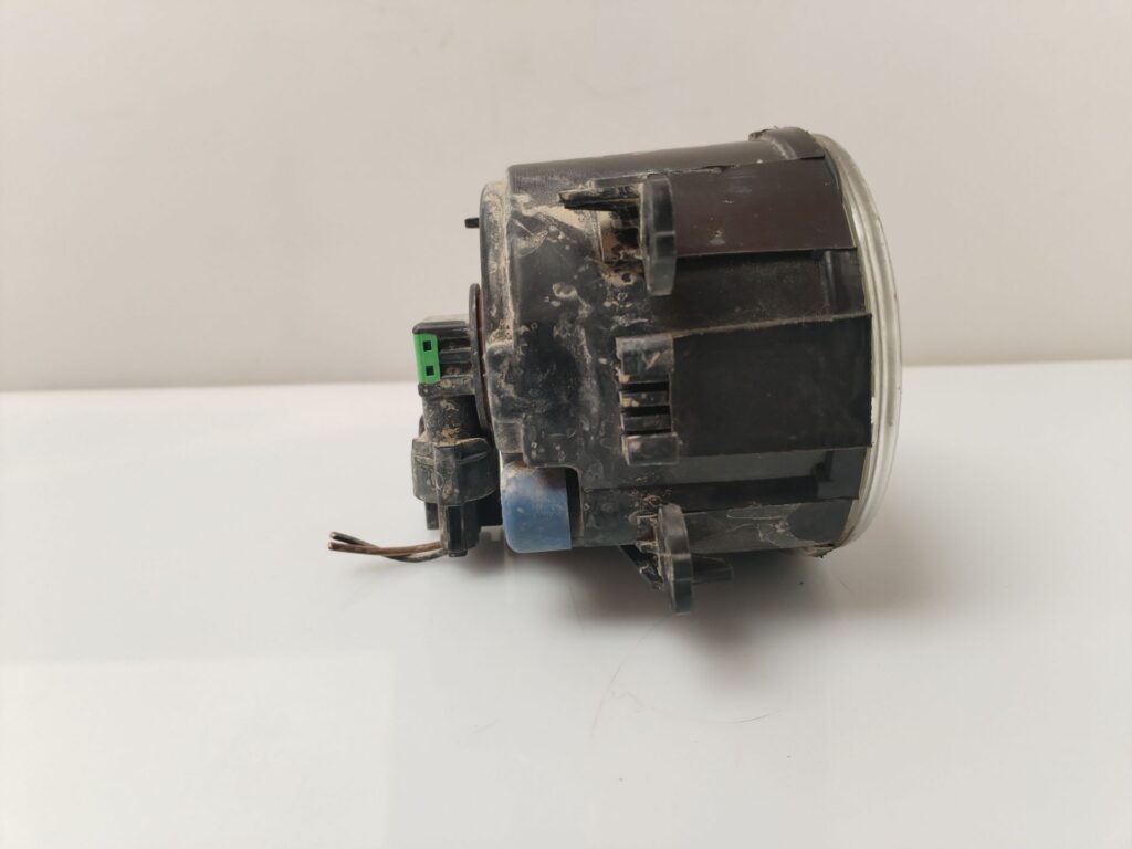 FARO ANTINIEBLA IZQUIERDO 135378