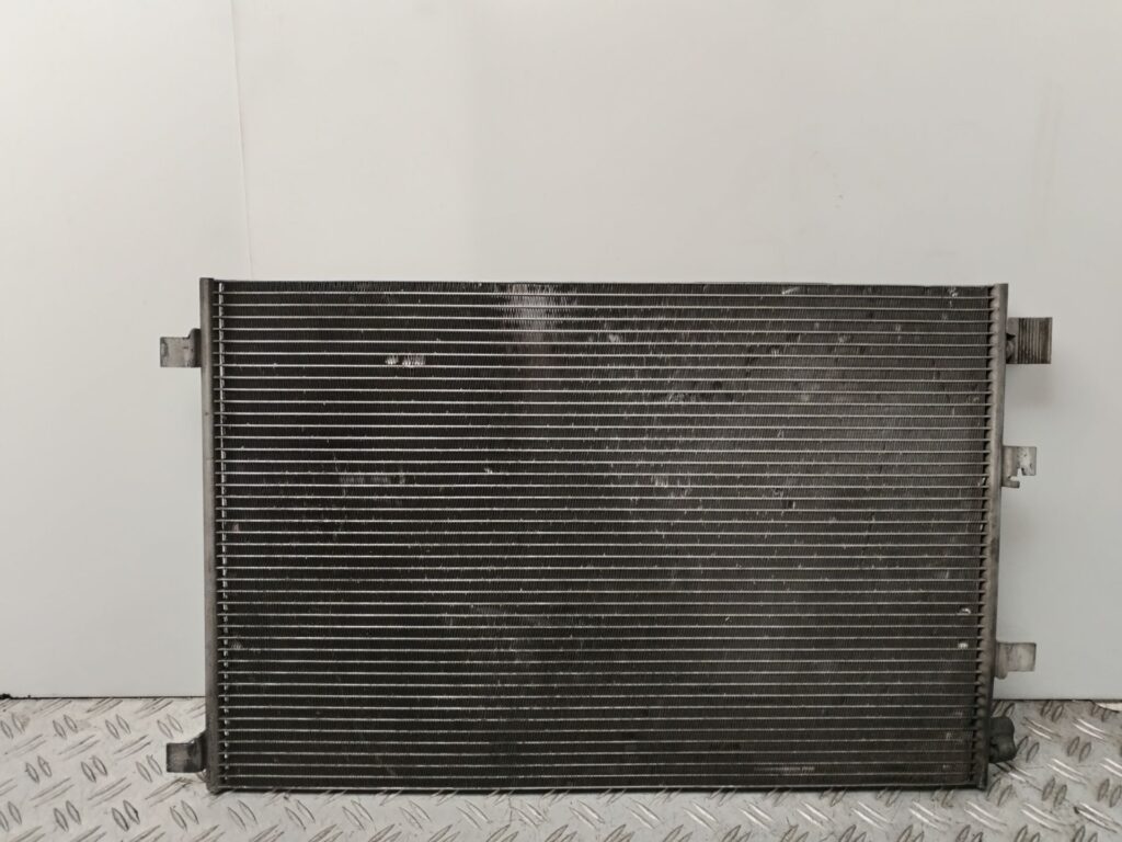 CONDENSADOR / RADIADOR AIRE ACONDICIONADO 135835