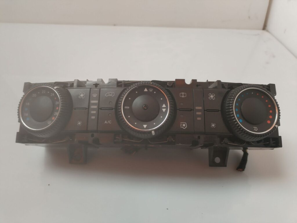 MANDO CALEFACCION / AIRE ACONDICIONADO 136519