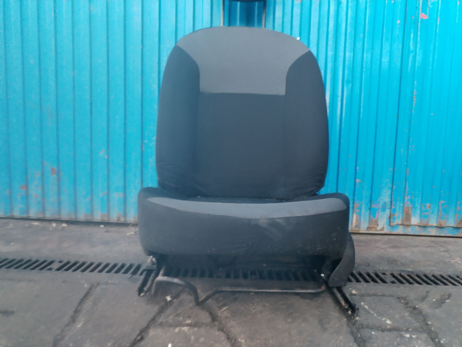 ASIENTO DELANTERO IZQUIERDO 136416