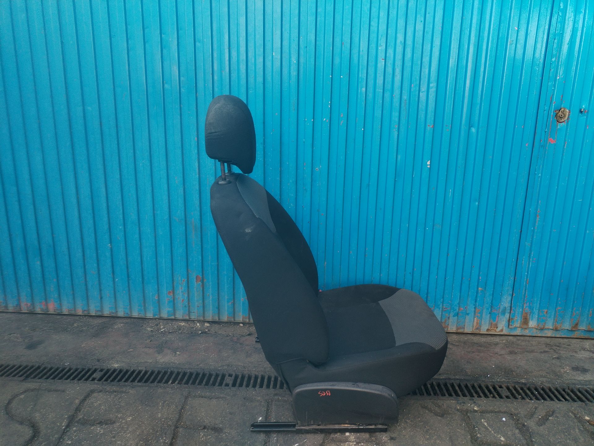 ASIENTO DELANTERO DERECHO 136415