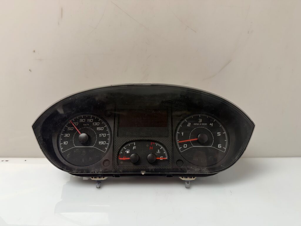 CUADRO INSTRUMENTOS 136047