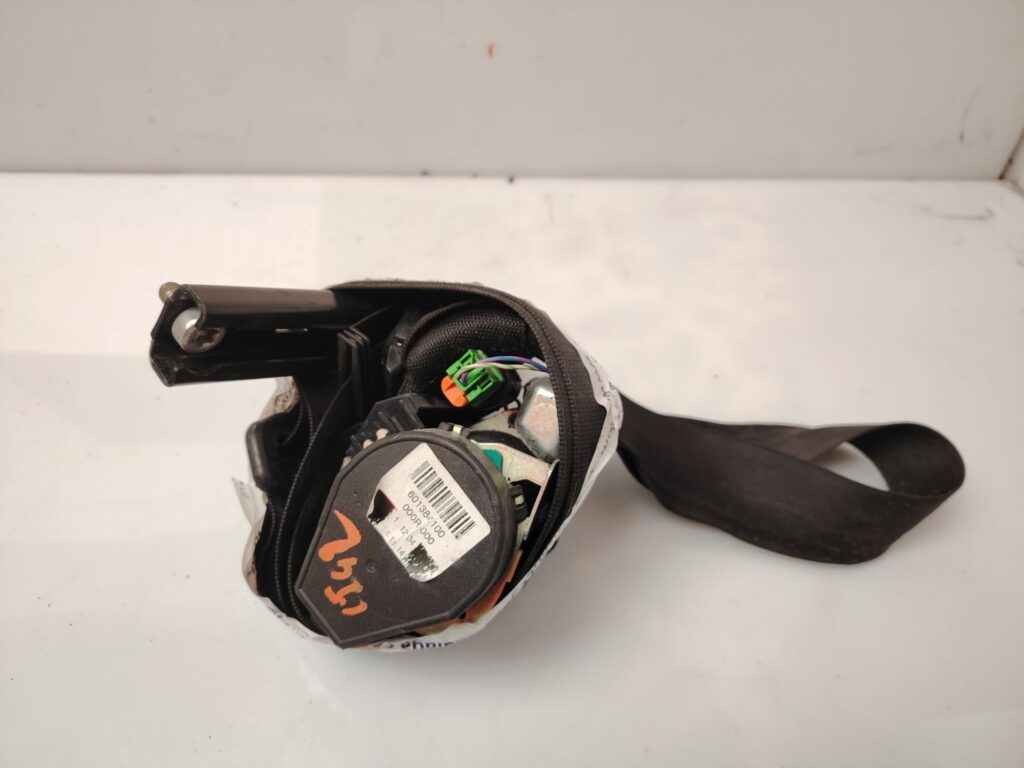 CINTURON SEGURIDAD DELANTERO IZQUIERDO 136589