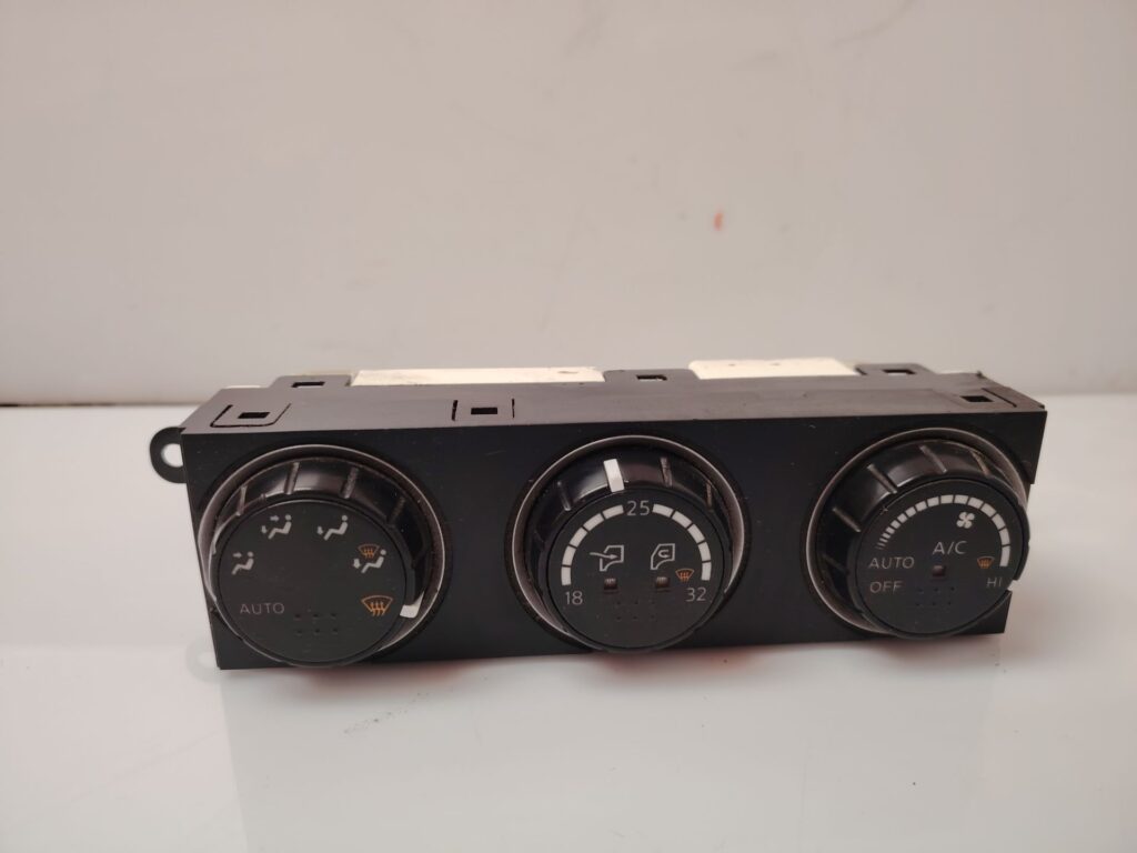 MANDO CALEFACCION / AIRE ACONDICIONADO 136503