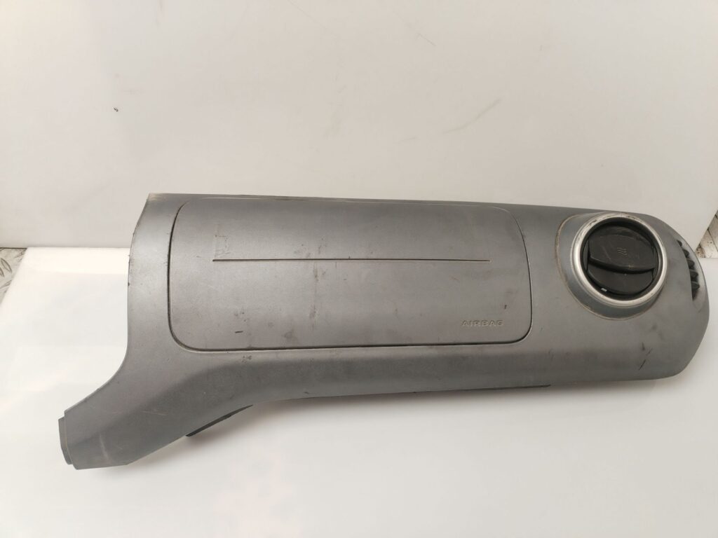 AIRBAG DELANTERO DERECHO 135950