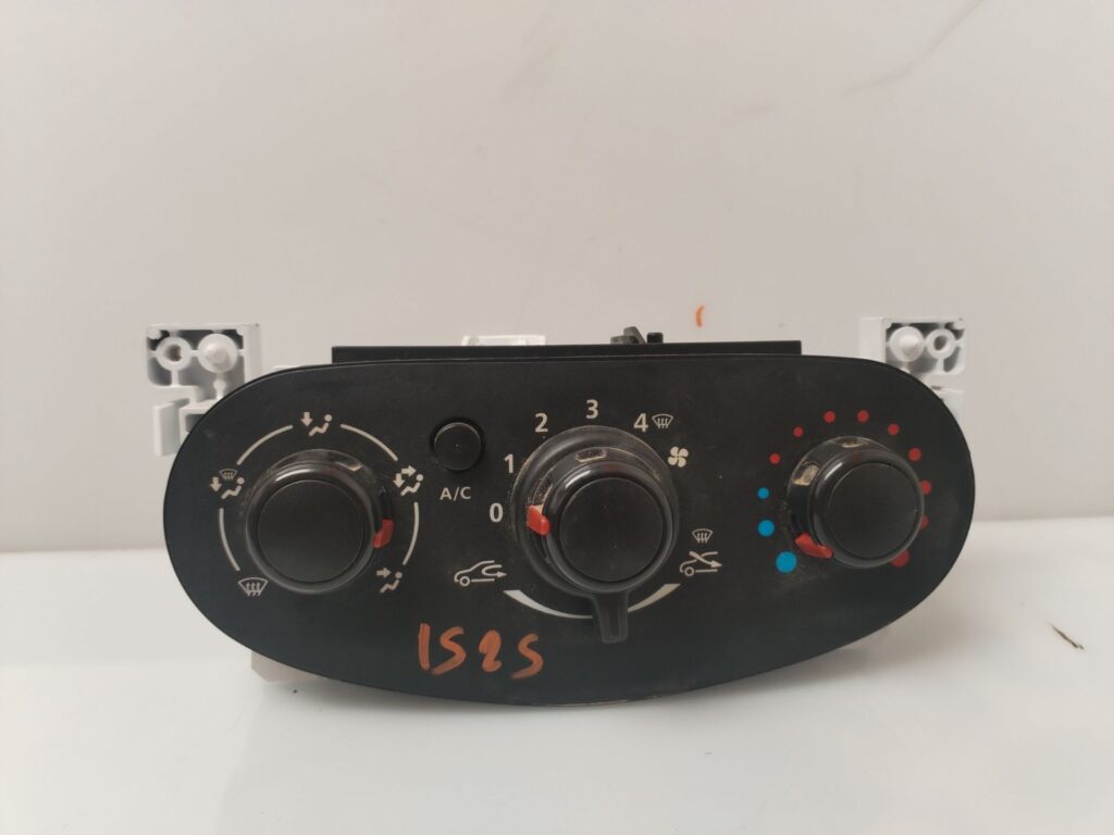MANDO CALEFACCION / AIRE ACONDICIONADO 136145
