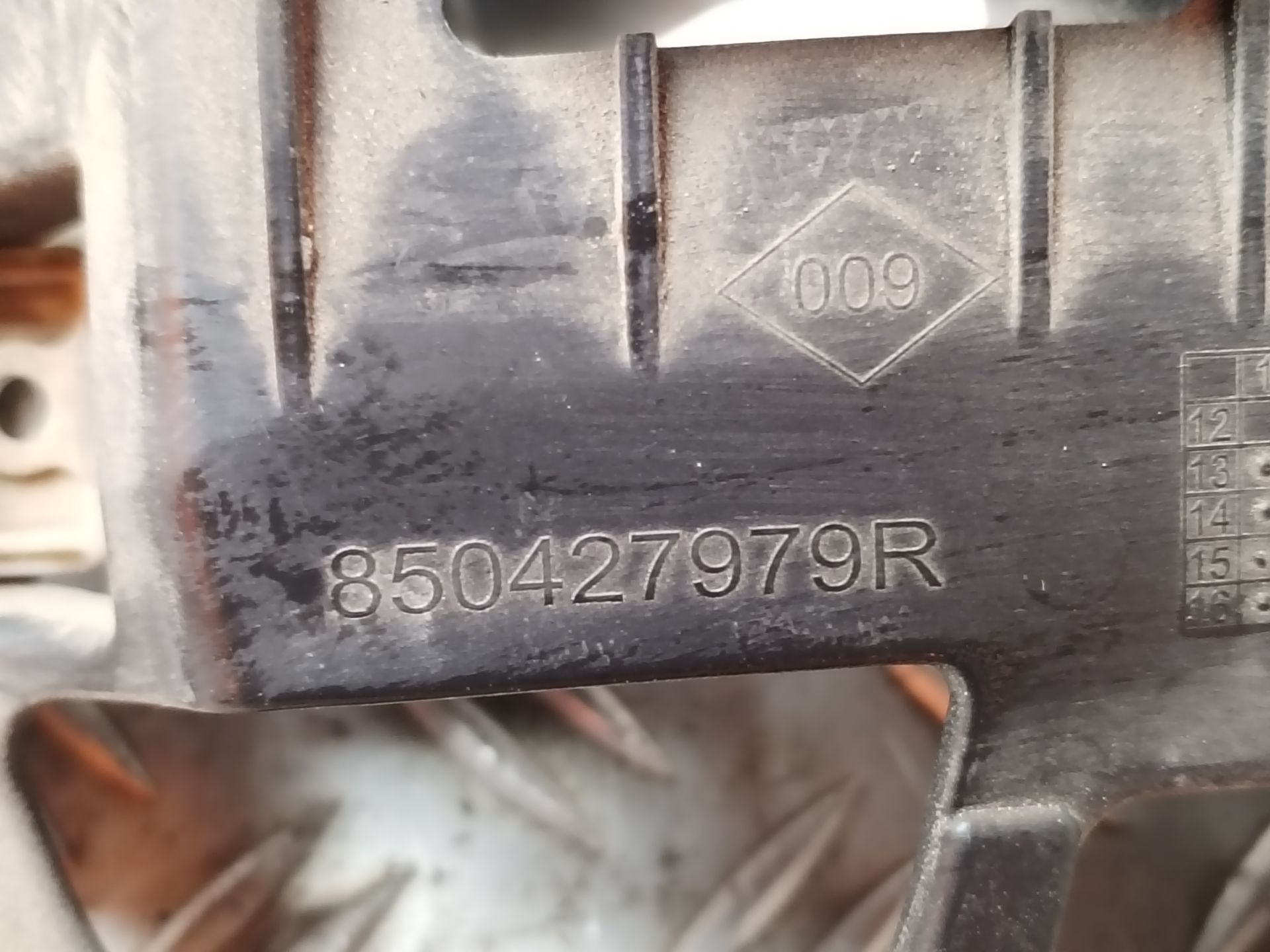 SOPORTE PARAGOLPES TRASERO 135885