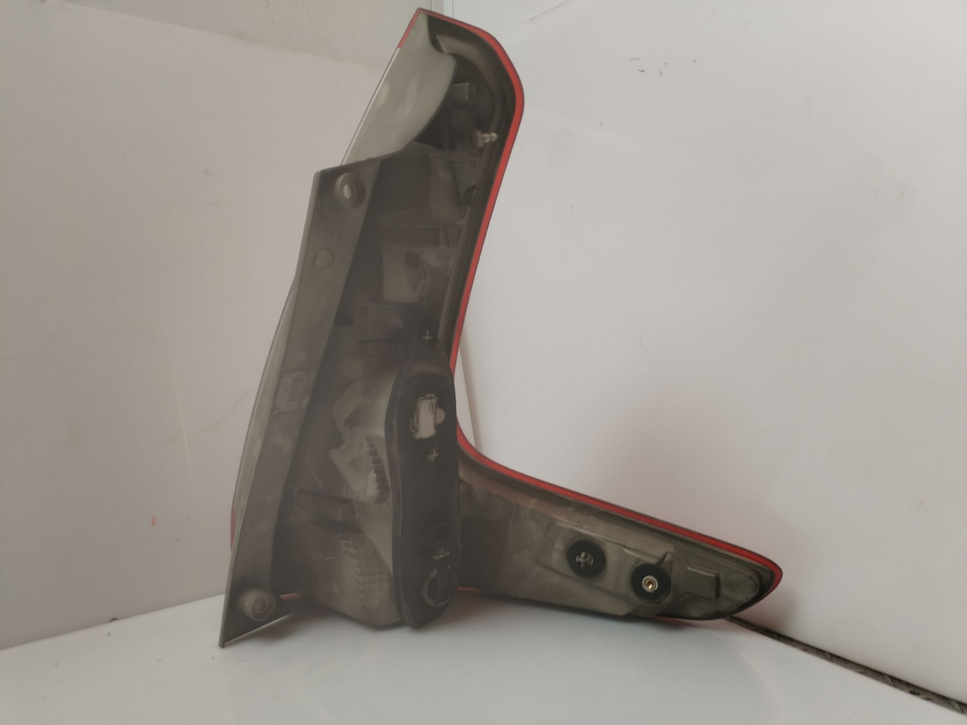 PILOTO TRASERO IZQUIERDO 136449