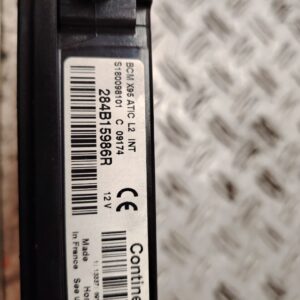 CAJA RELES / FUSIBLES 136453