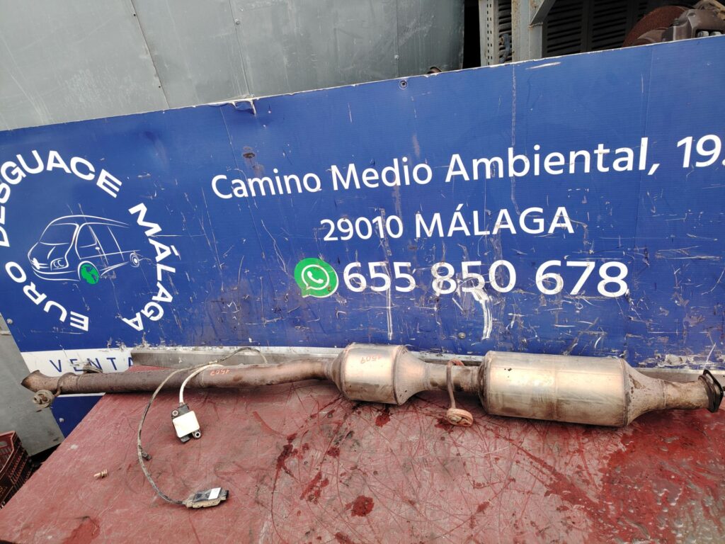 TUBO ESCAPE CENTRAL 136363