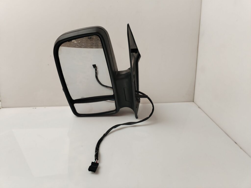 RETROVISOR IZQUIERDO 136046