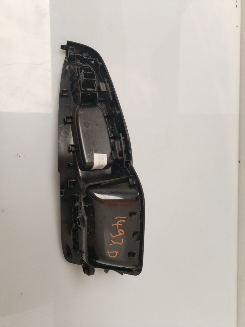 MANDO ELEVALUNAS DELANTERO DERECHO 136074