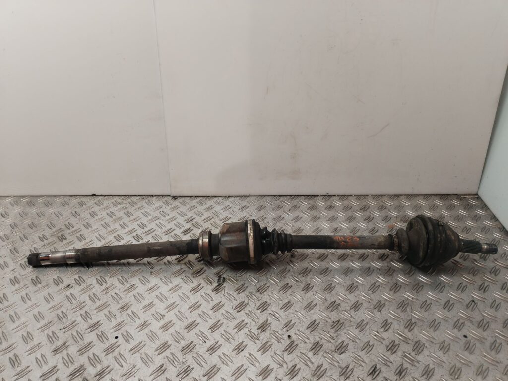 TRANSMISION DELANTERA DERECHA 135860