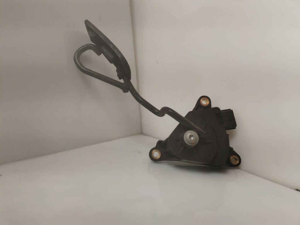 POTENCIOMETRO PEDAL 136427