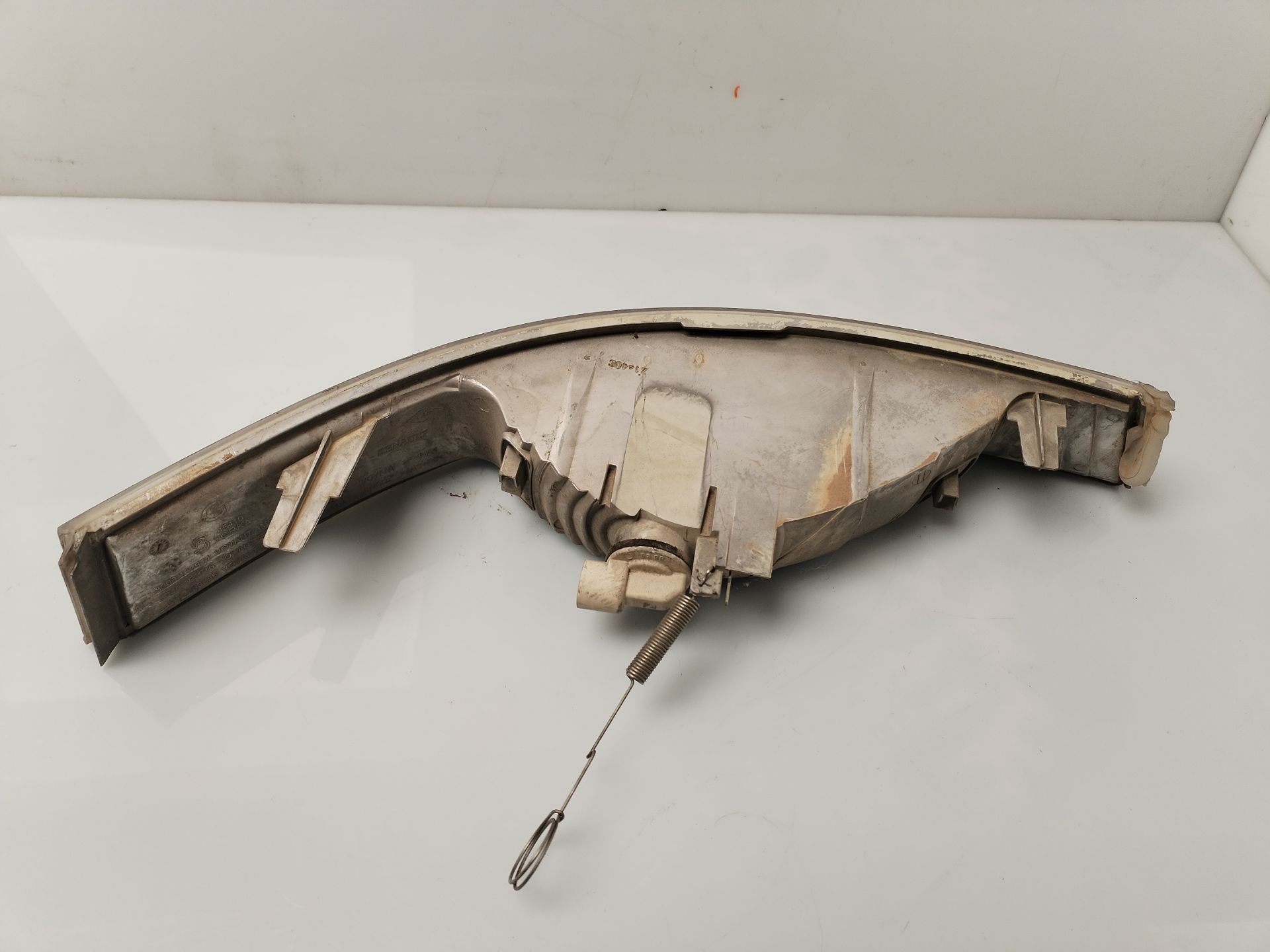 PILOTO DELANTERO IZQUIERDO 136243